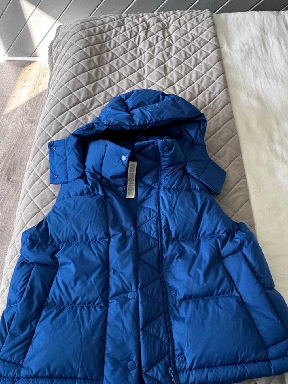 lululemon athletica women’s  Hooded Puffer Vest - Blue